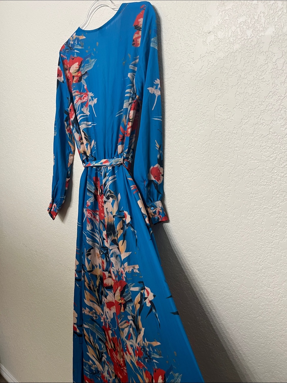 Tropical Floral Women’s Size Large Deep V Maxi Dress - Picture 10 of 10